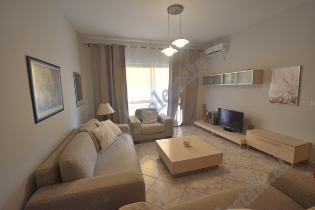 Apartament 1+1 me qera prane zones se TVSH ne Tirane (TRR-916-27K)